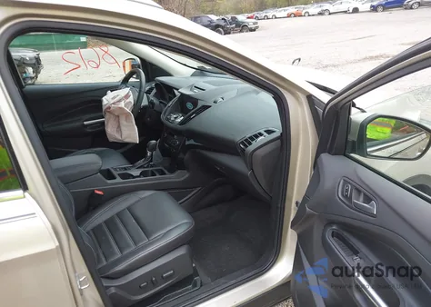 2017 Ford Escape Titanium from USA, damaged, VIN 1FMCU9JD0HUC89677